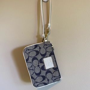 Coach | Wristlet